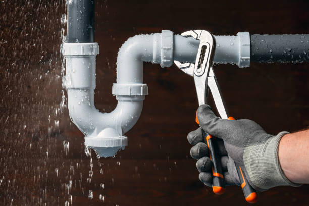 Professional Emergency Plumber technician working in Virginville, PA